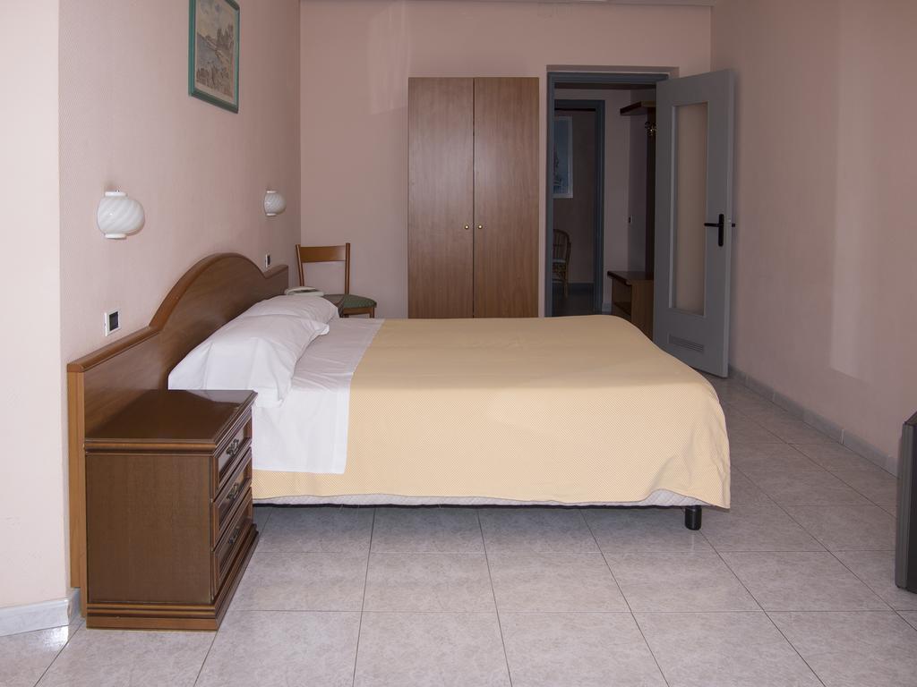 Hotel Cristallo 3*