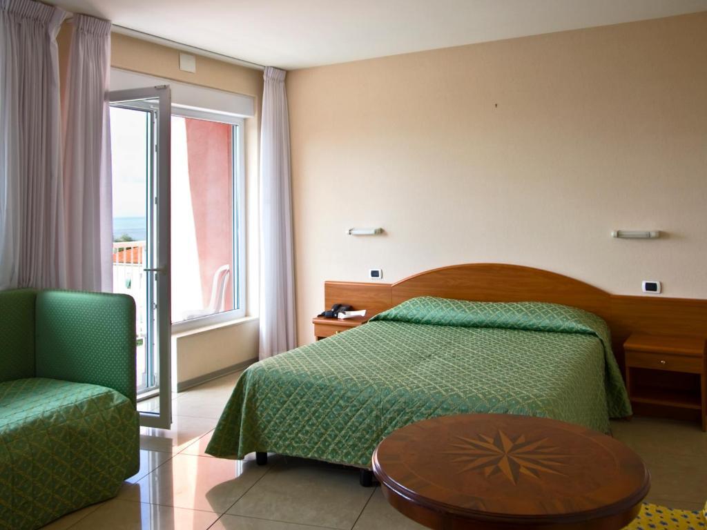 Cristallo 3* Lerici