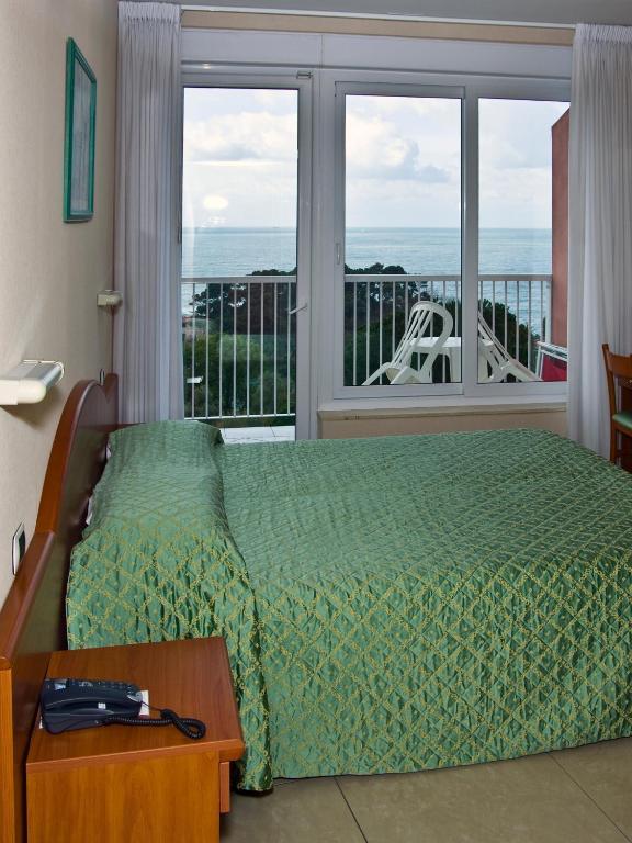 Cristallo 3* Lerici