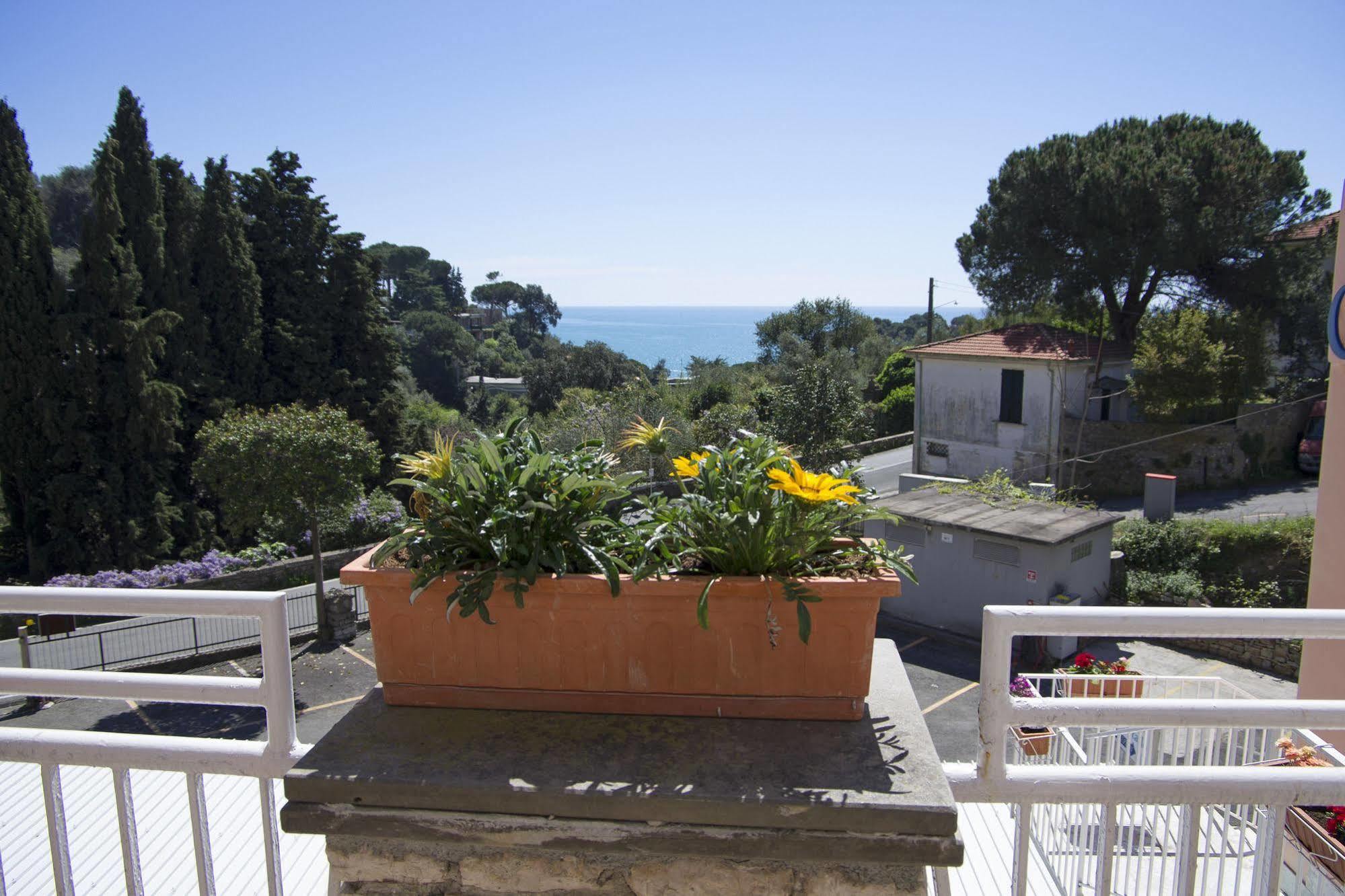 Cristallo Hotel 3*