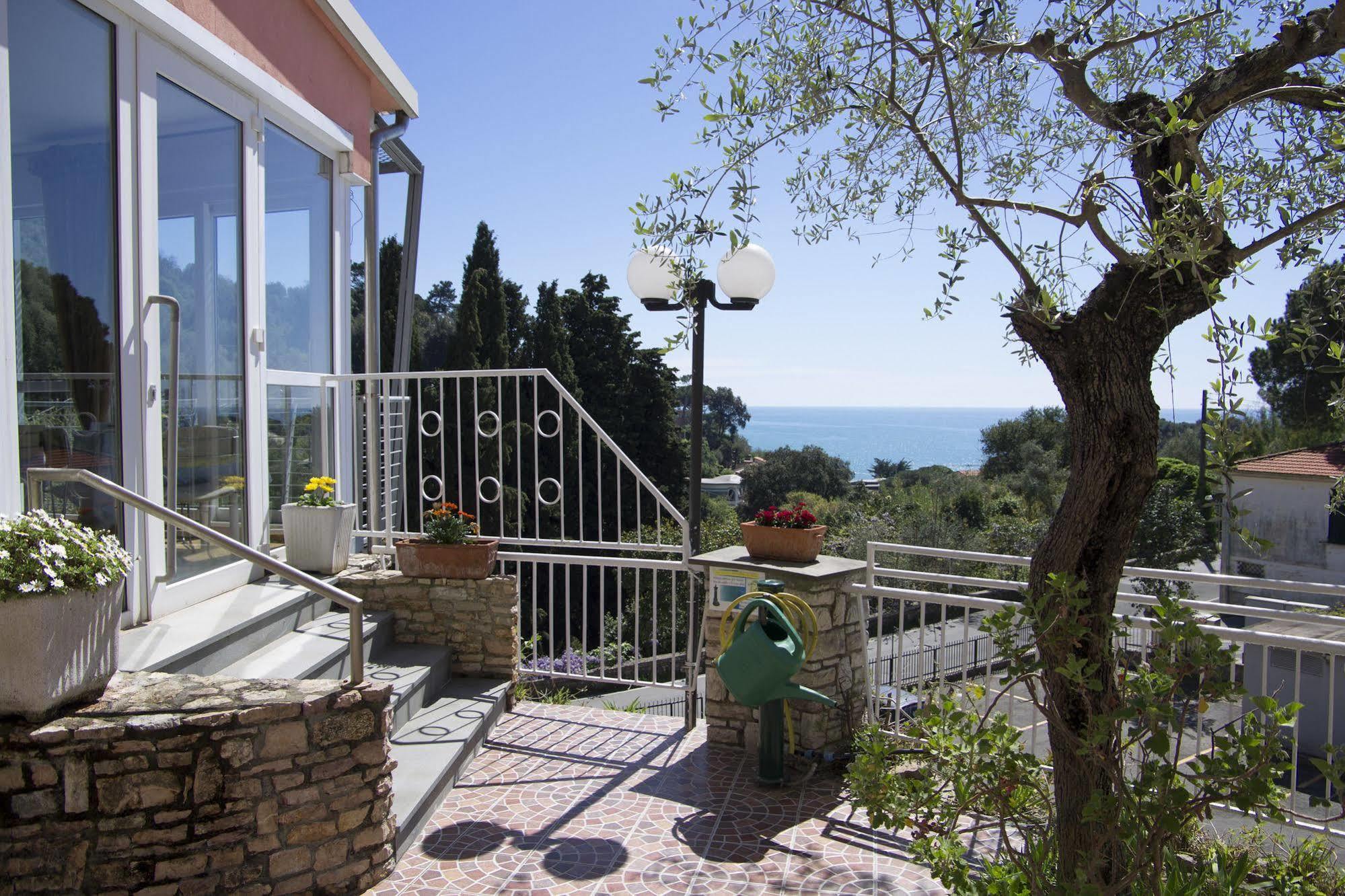 Hotel Cristallo 3*