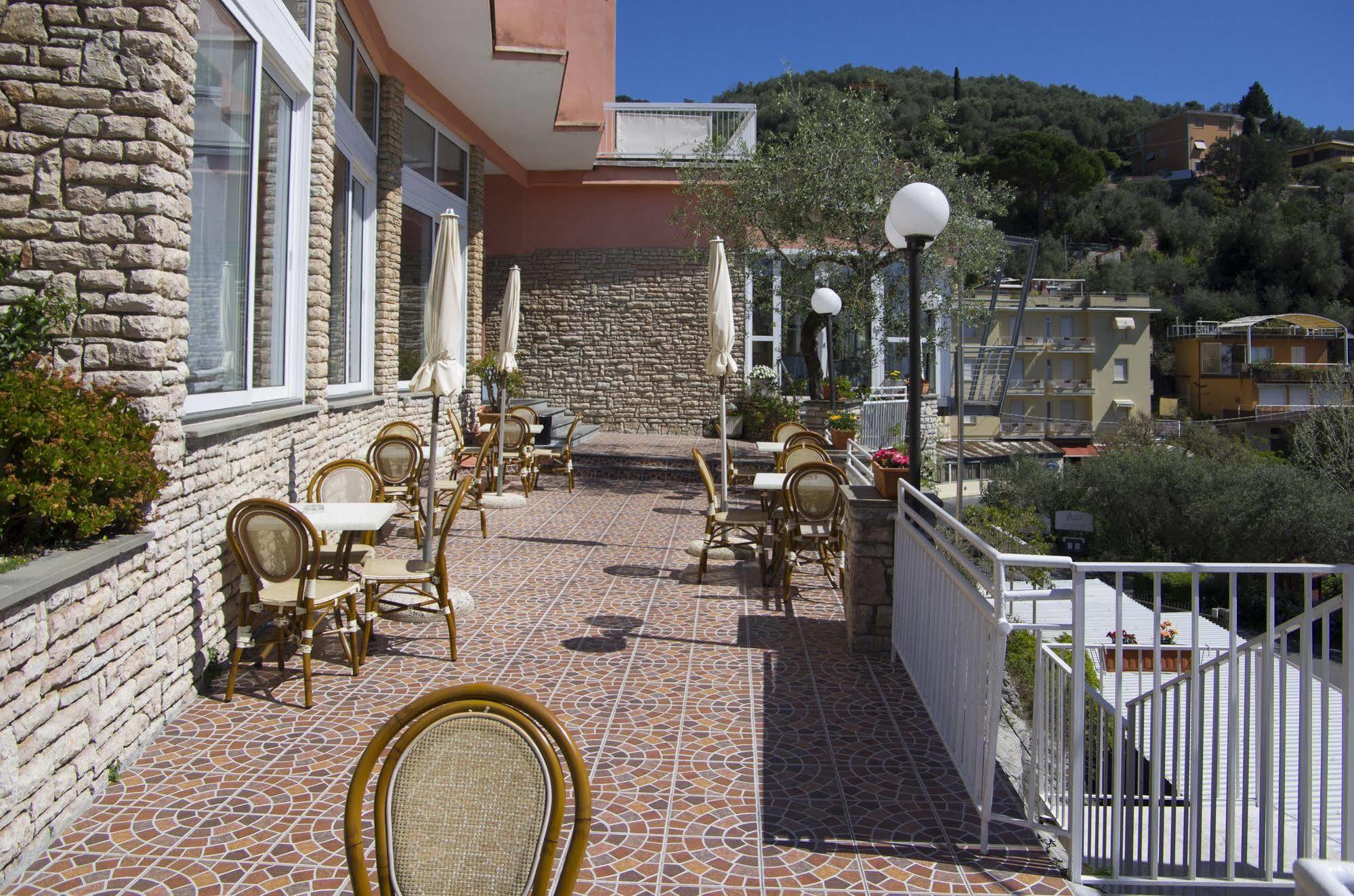 Cristallo 3* Lerici