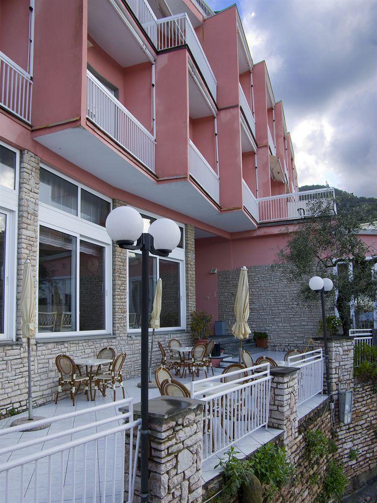 Cristallo 3* Lerici